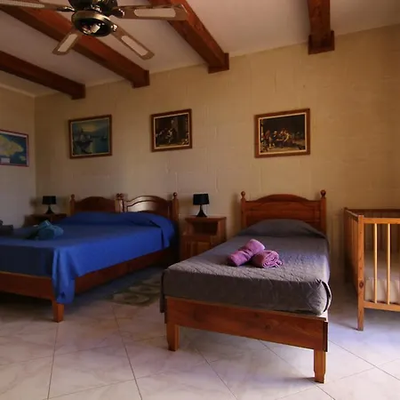 Mystic Flower Frühstückspension Birbuba