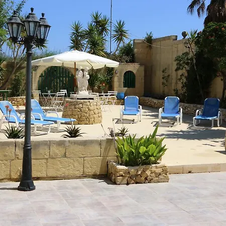 Mystic Flower Frühstückspension Birbuba