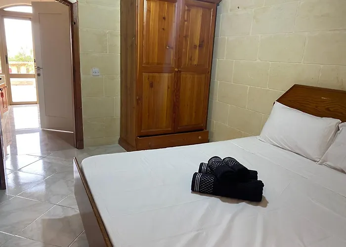 Mystic Flower Bed & Breakfast