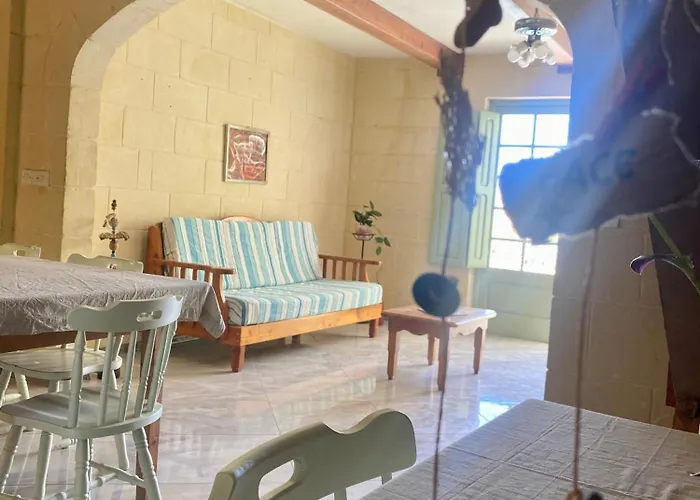 Mystic Flower Bed & Breakfast *