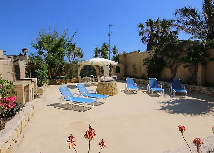 Mystic Flower Bed & Breakfast Birbuba