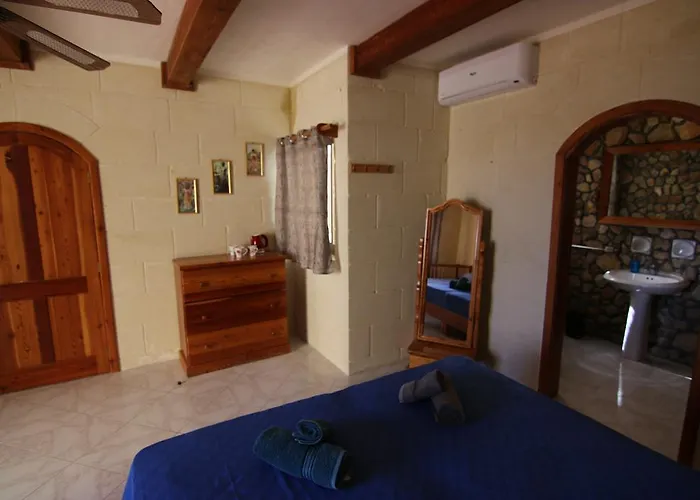 Mystic Flower Bed & Breakfast Birbuba